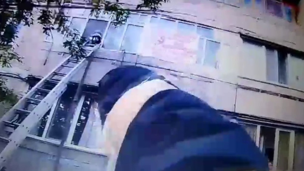 скриншот с видео