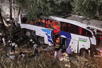 Фотография к новости: Крупное ДТП в Турции: казахстанцев в автобусе не было