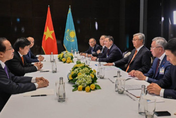 Фотография к новости: Вьетнамские бизнесмены намерены открыть торгово-логистический центр в Казахстане