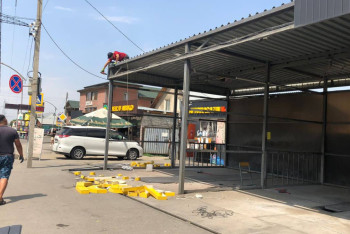 Фотография к новости: Незаконную автомойку снесли в Алматы