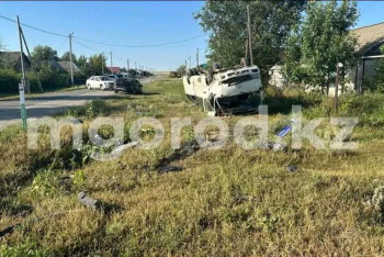 Фотография к новости: В ЗКО перевернулся автобус: скончался водитель, пострадали 18 пассажиров
