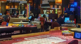 Из-за угрозы взрыва оцеплено казино CashVille в Боровом