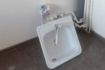 Фотография к новости: В Петропавловске жители новостройки не могут въехать в свои квартиры