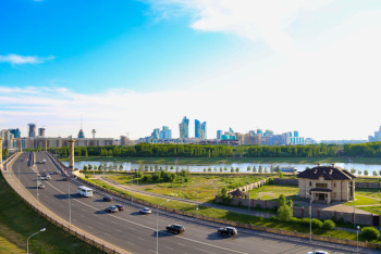 Школы и детсады вместо новых ЖК просят построить астанчане