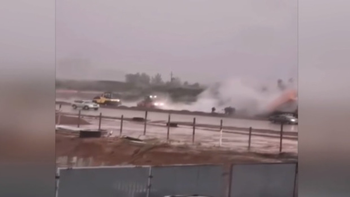 скриншот с видео