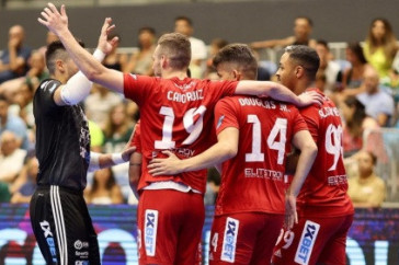 Фотография к новости: "Кайрат" выиграл турнир в Португалии