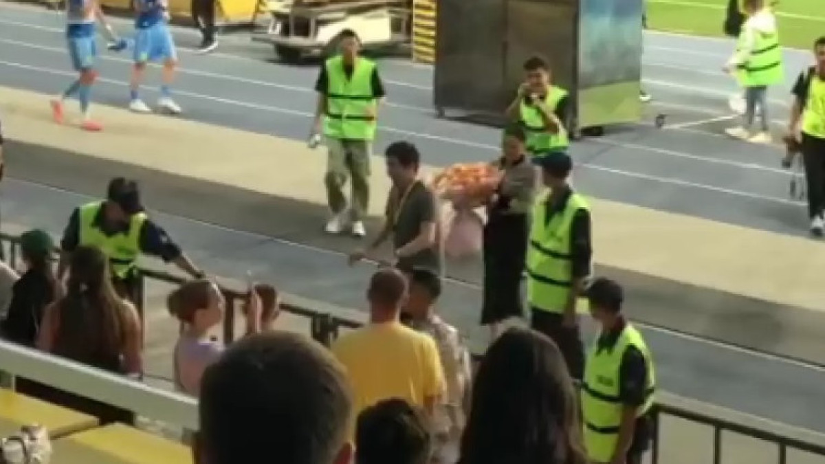 Кадр из видео