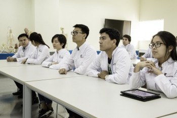 Фотография к новости: На 70% увеличили в 2023 году число грантов на подготовку в резидентуре в Казахстане