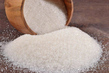 Фотография к новости: "Сахарный ажиотаж": грозит ли казахстанцам осенью новый скачок цен?