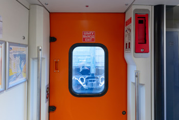 Фотография к новости: Борьбу с "помогайками" усилят на вокзалах и в поездах в Казахстане