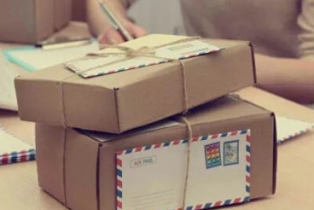 Таможенные сборы за доставку посылок из-за рубежа отменили в Казахстане