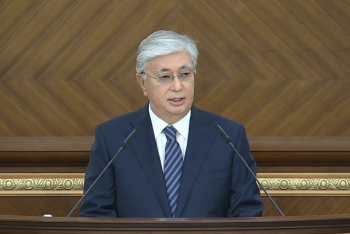 Фотография к новости: Токаев поручил оснастить армию современной бронетехникой и беспилотниками