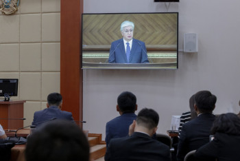 Депутаты парламента поддержали Послание президента Казахстана