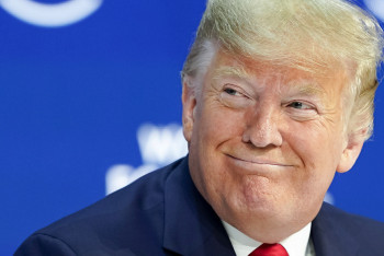 Фотография к новости: Трампа обвинили в использовании нейросетей для интервью