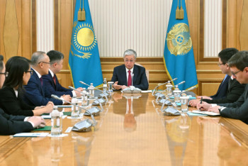 Фотография к новости: Токаев поручил запустить национальную платёжную систему уже в следующем году