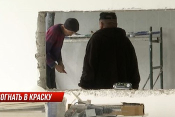 Фотография к новости: Бетономешалка в актовом зале: дети учатся под шум дрели в СКО