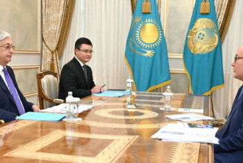 Фотография к новости: Токаев принял председателя правления "Казахтелекома"