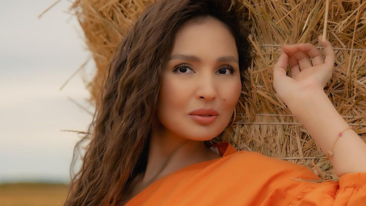 instagram.com/zhuldyzabdukarimovaofficial