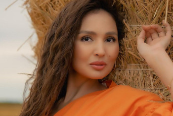 Фотография к новости: Жена Кайрата Нуртаса увеличила язык с помощью операции