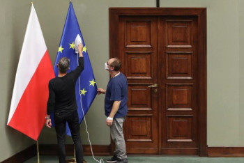 Фотография к новости: Трибунал над президентом и премьером пообещала устроить оппозиция в Польше