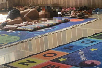 Фотография к новости: Фото со спящими на полу малышами прокомментировали в детском саду Актау