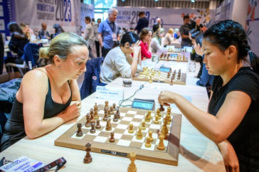 Фотография к новости: Казахстанские шахматистки вырвались в полуфинал командного чемпионата мира в Польше