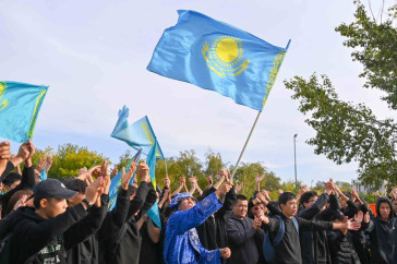 Фотография к новости: Матч сборной Казахстана в Астане посетили более 28 тысяч зрителей