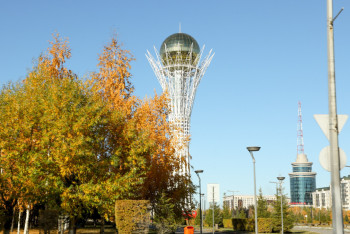 1200 астанчан оштрафовали за плевки на улицах