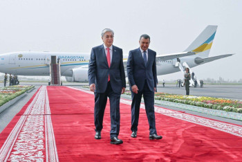 Фотография к новости: Президент Казахстана прибыл в Таджикистан