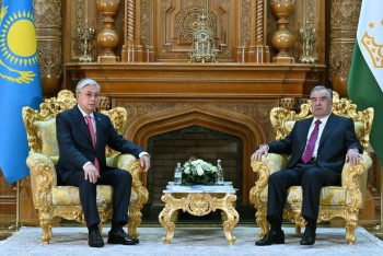 Фотография к новости: Президенты Казахстана и Таджикистана провели переговоры в Душанбе