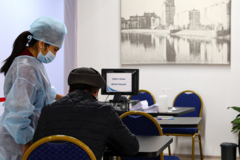 Как защититься от нового штамма коронавируса, рассказал иммунолог