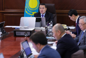 Фотография к новости: Смаилов поручил обеспечить выплаты пострадавшим аграриям