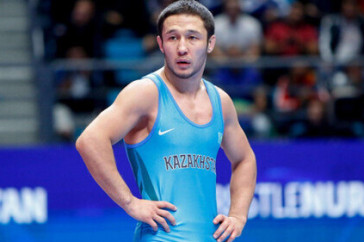 Фотография к новости: Пятикратный призёр чемпионатов мира по борьбе провалил ЧМ-2023 после скандала в Казахстане