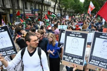 По всей Франции проходят акции против полицейского насилия