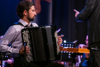 Фотография к новости: Чемпион мира среди баянистов раскритиковал отношение к баяну в Казахстане