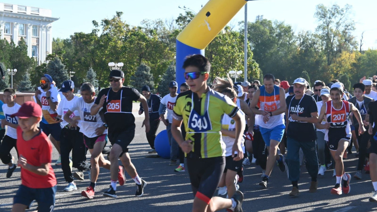 Денис Лесин.