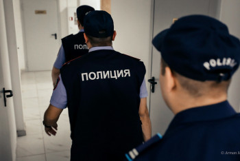 Информацию об избиении мужчины участковым опровергли в ДП Алматы