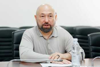 Тимур Бекмамбетов планирует восстановить здание кинотеатра "Мир" в Атырау