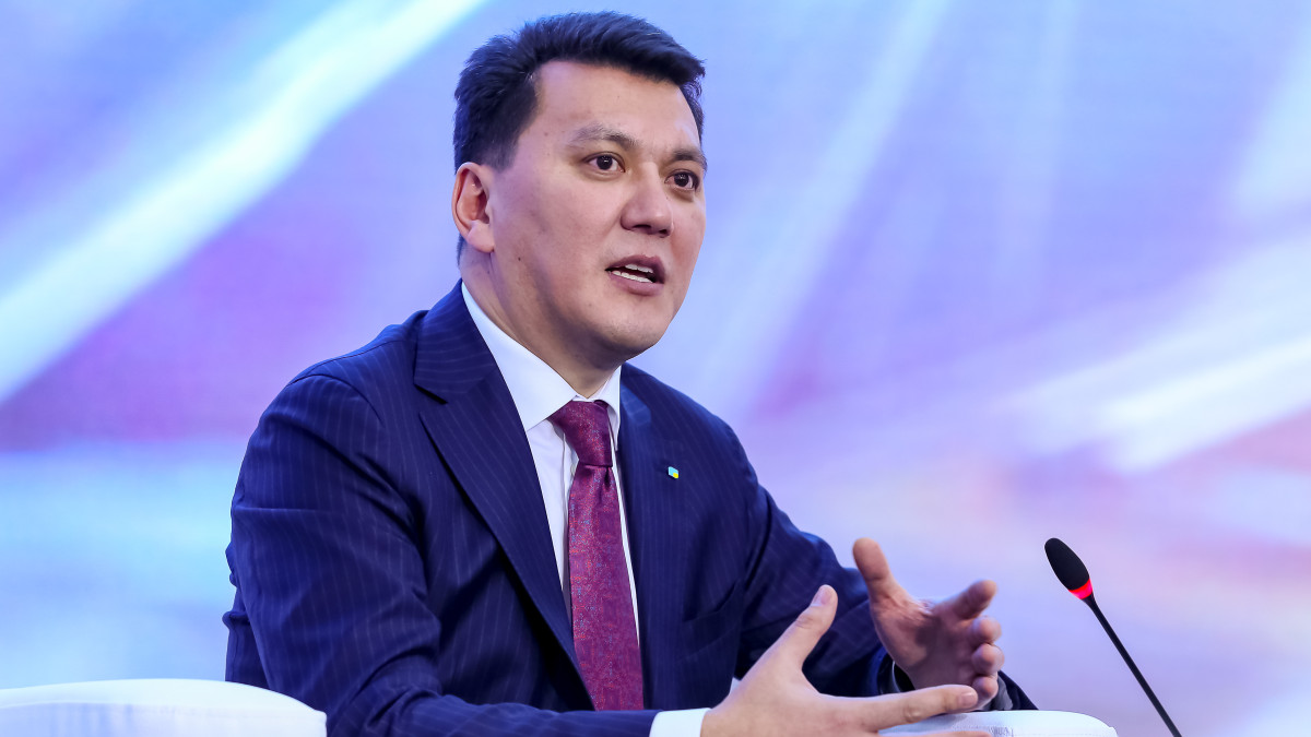 Ерлан Карин: цель госполитики – не отменить или запретить что-то, а упорядочить социальные процессы