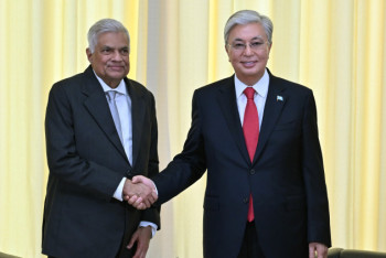 Президенты Казахстана и Шри-Ланки обсудили облегчение визового режима