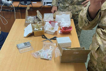 Более 48 кг золота и ювелирных изделий в тайнике везли в Казахстан