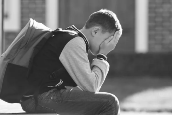 Фотография к новости: Мать заявила об изнасиловании сына-первоклассника в элитной школе Алматы