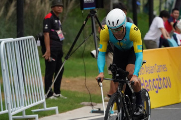 Фотография к новости: Золотую медаль завоевал казахстанский велогонщик на Азиаде-2023