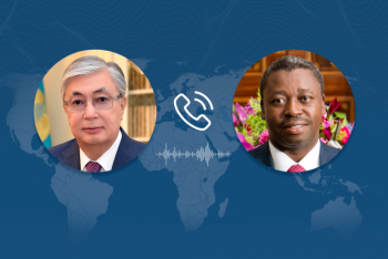 Фотография к новости: Токаев побеседовал с президентом Республики Того