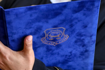 Сельского акима оштрафовали за рукоприкладство в Акмолинской области