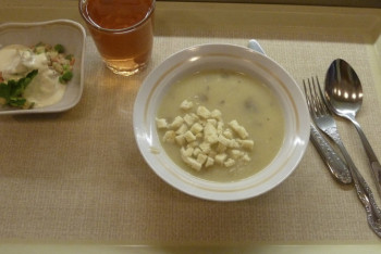 Дети жалуются на вкус еды. Просроченные продукты нашли в сельской школе