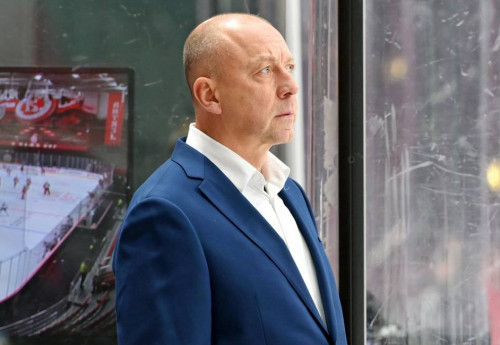 Фотография к новости: Скабелка покинул пост главного тренера "Барыса"