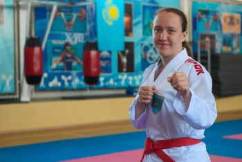 Фотография к новости: Каратистка Софья Берульцева завоевала для Казахстана десятое золото Азиады-2023