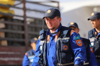 Фотография к новости: Казахстанские спасатели разобрали 76 участков завалов в Афганистане