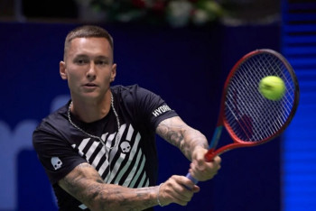 Казахстанский теннисист сенсационно обыграл экс-девятую ракетку мира